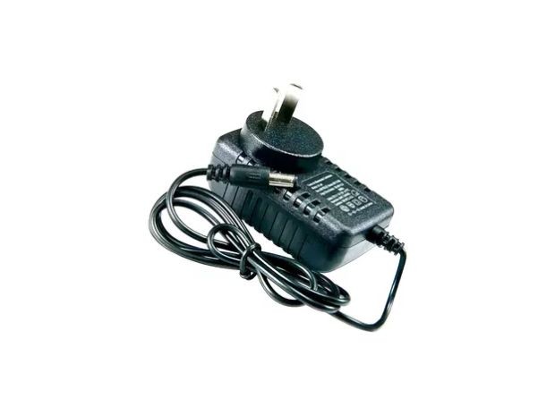 &u+ CARGADOR TRANSFORMADOR 6V 2A PIN 5.5 (3156)